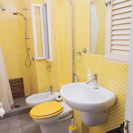 The Cliff فيلة مايوري